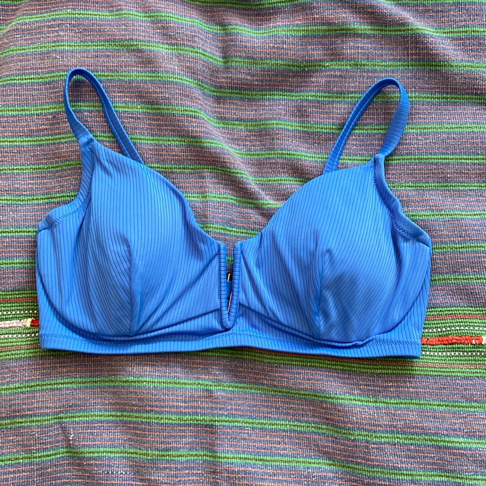 Blue adjustable underwire bikini top
